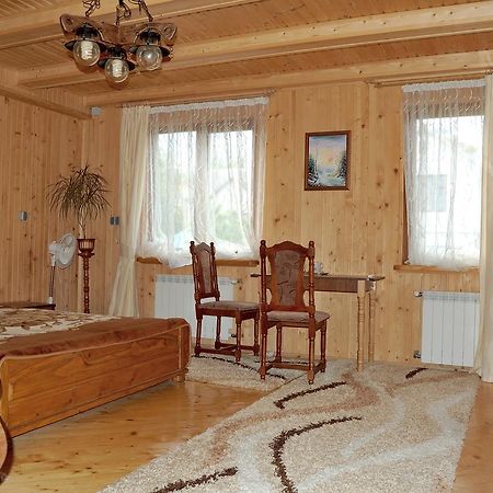 U Olgi Hotel Truskavets Luaran gambar