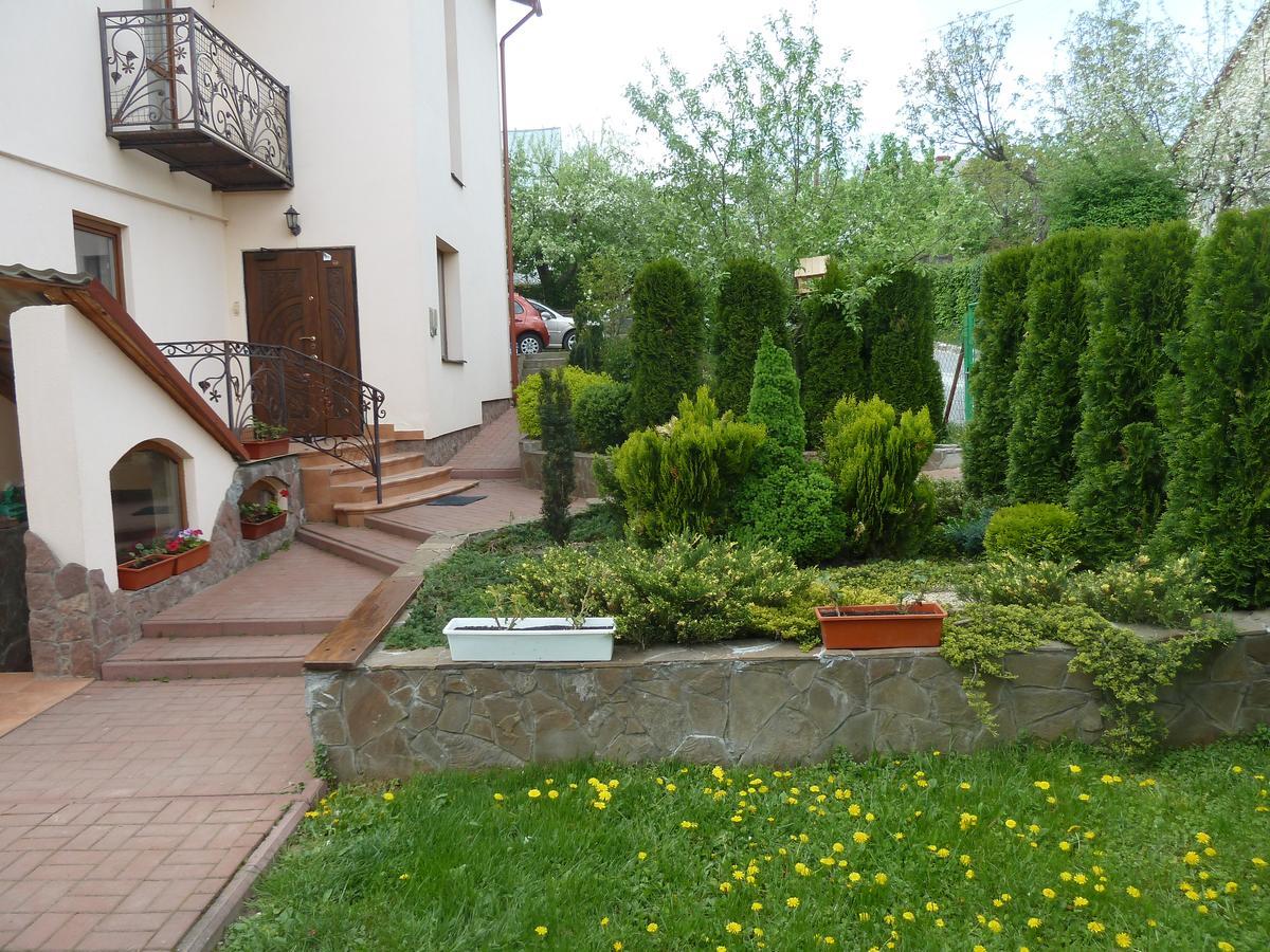 U Olgi Hotel Truskavets Luaran gambar